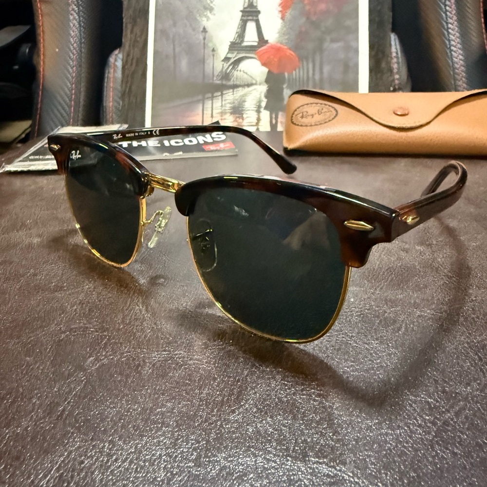RayBan 3016 Clubmaster Tortoise Shell/Grey Lens 51mm